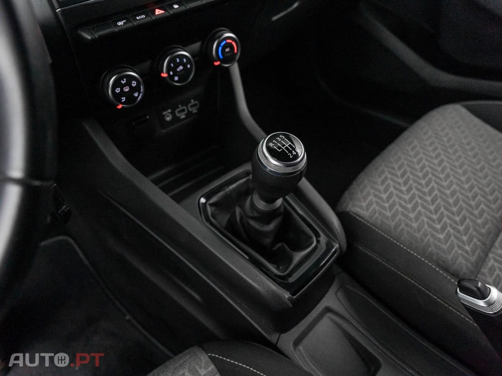 Renault Clio 1.0 TCe Limited Bi-Fuel