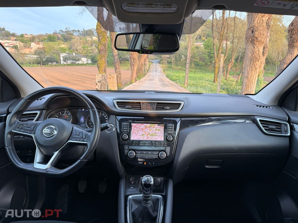 Nissan Qashqai 1.3 DIG-T N-Connecta