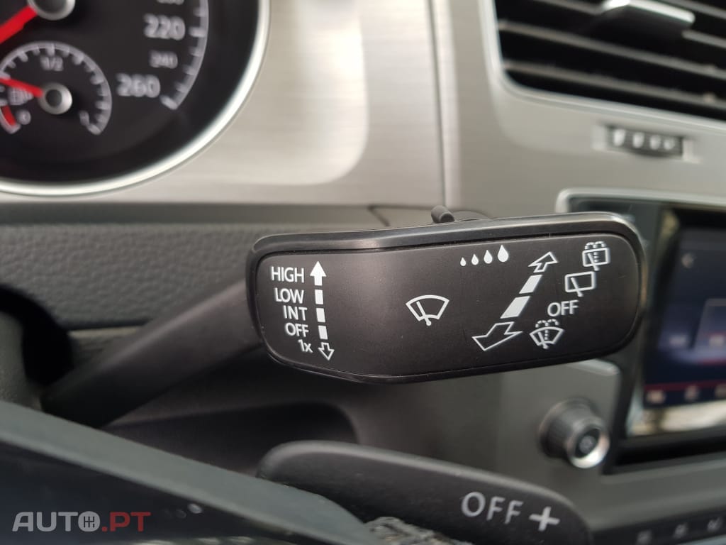 Volkswagen Golf Variant 2.0 TDi Highline DSG