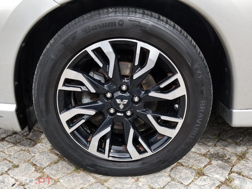 Mitsubishi Outlander 2.0 Instyle