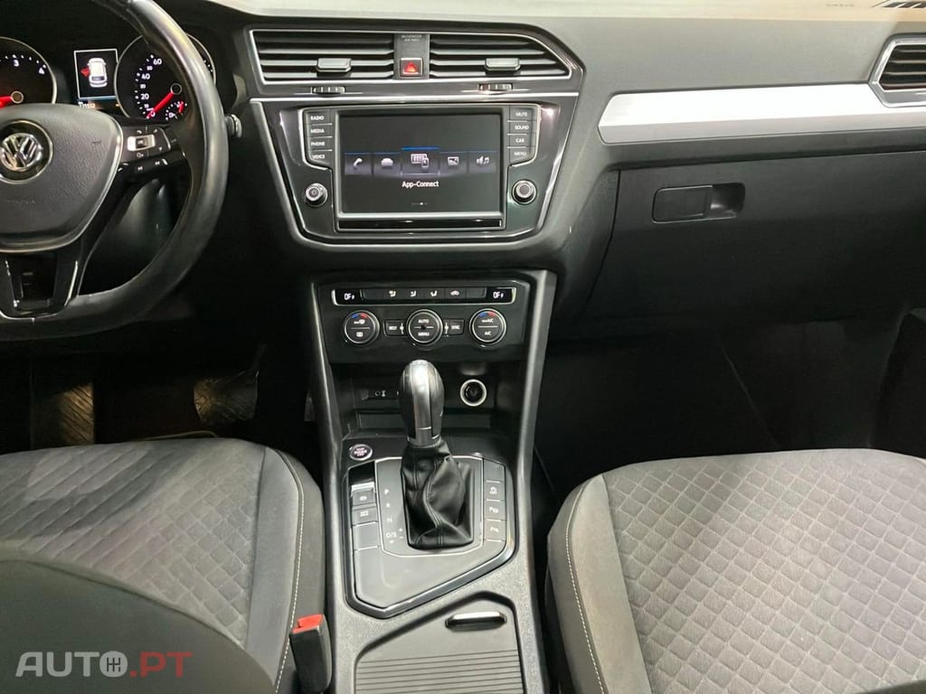 Volkswagen Tiguan 2.0 TDI Confortline DSG