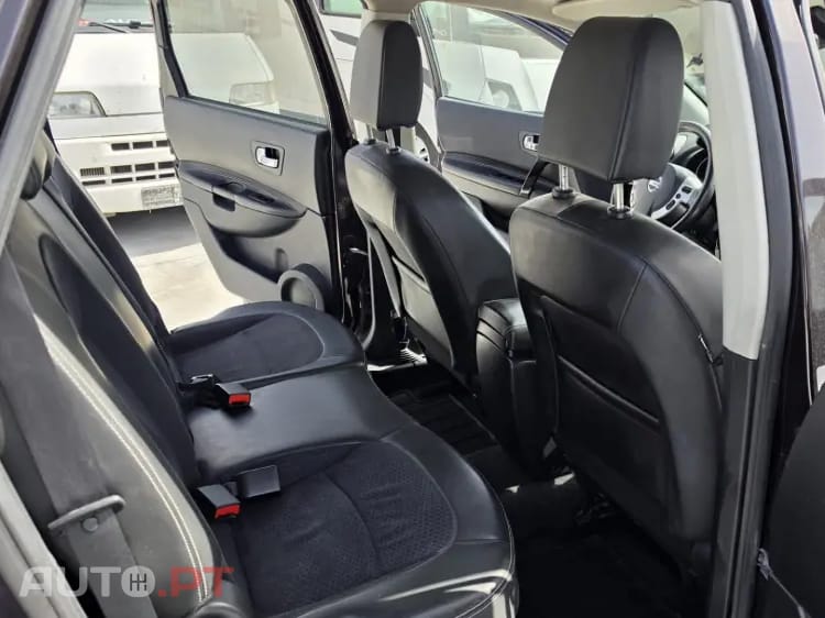 Nissan Qashqai +2 1.6 dCi Tekna Premium 18 360 S&S