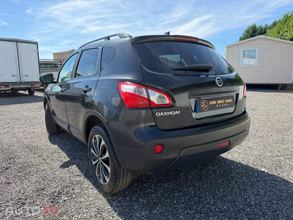 Nissan Qashqai 1.6 dCi Tekna Premium 18