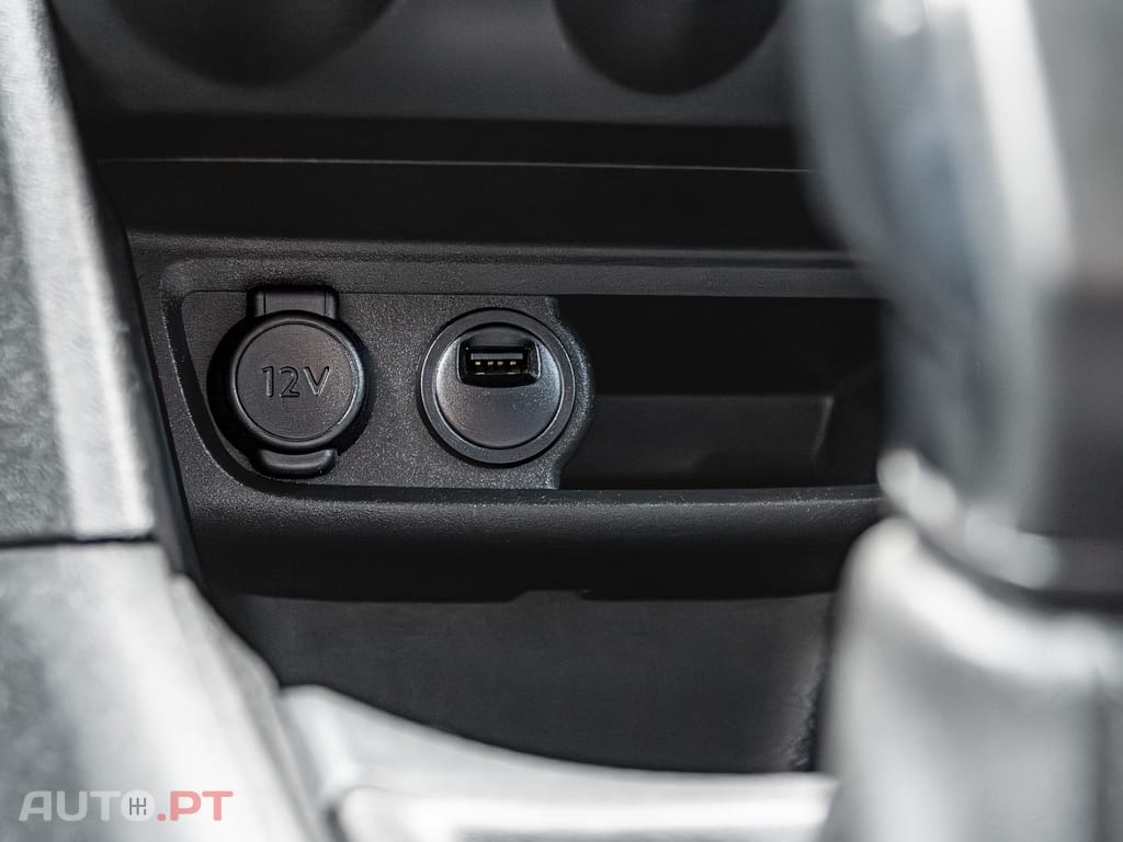 Peugeot 208 1.6 BlueHDi Style