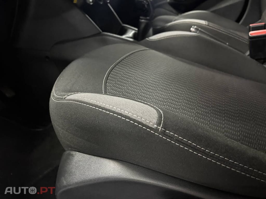 Peugeot 208 1.2 PureTech Style