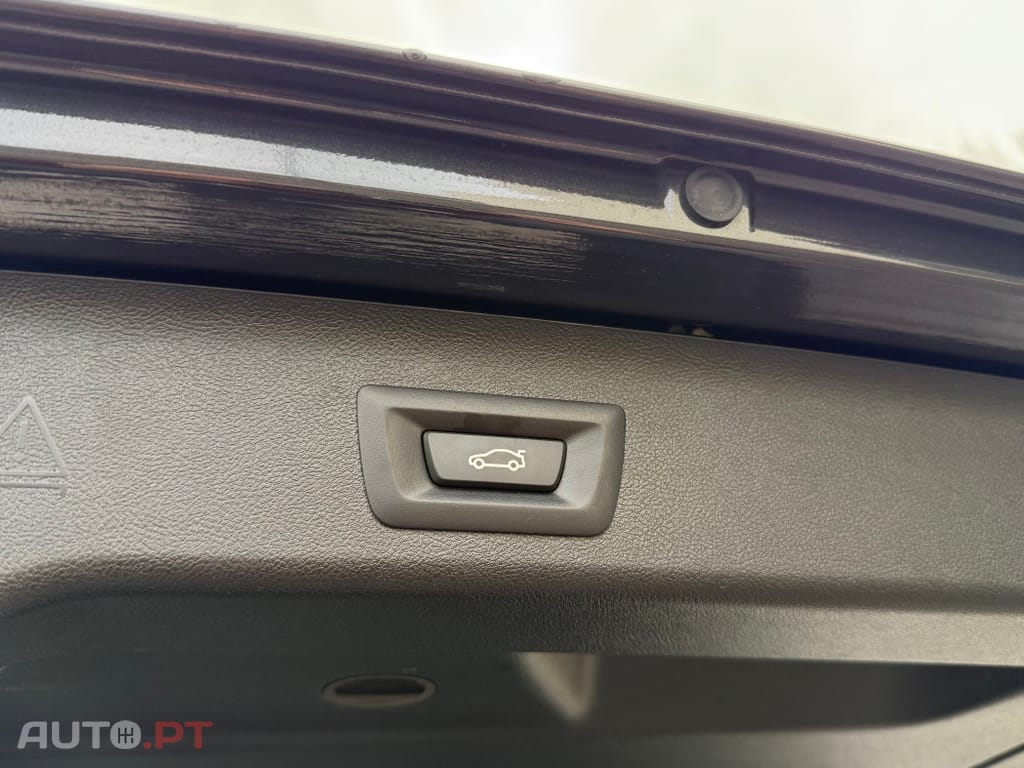 BMW 530 e Pack Desportivo M