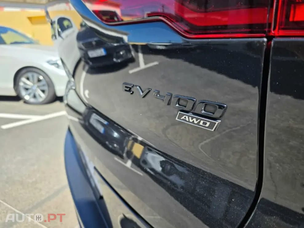 Jaguar I-Pace EV400 R-Dynamic SE AWD