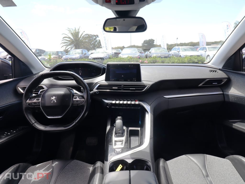 Peugeot 3008 1.6 BlueHDi Style EAT6