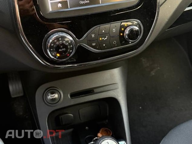 Renault Captur 1.5 dCi Red Edition