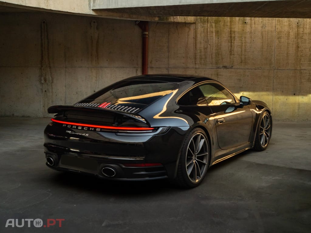 Porsche 992 Carrera 4S PDK