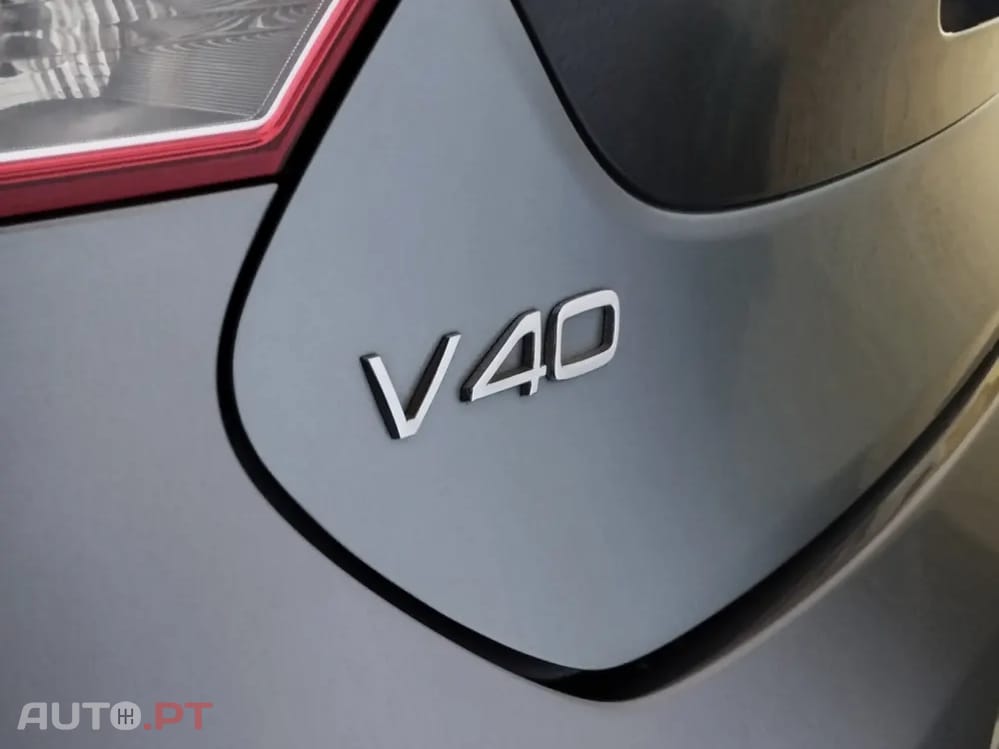 Volvo V40 2.0 D2