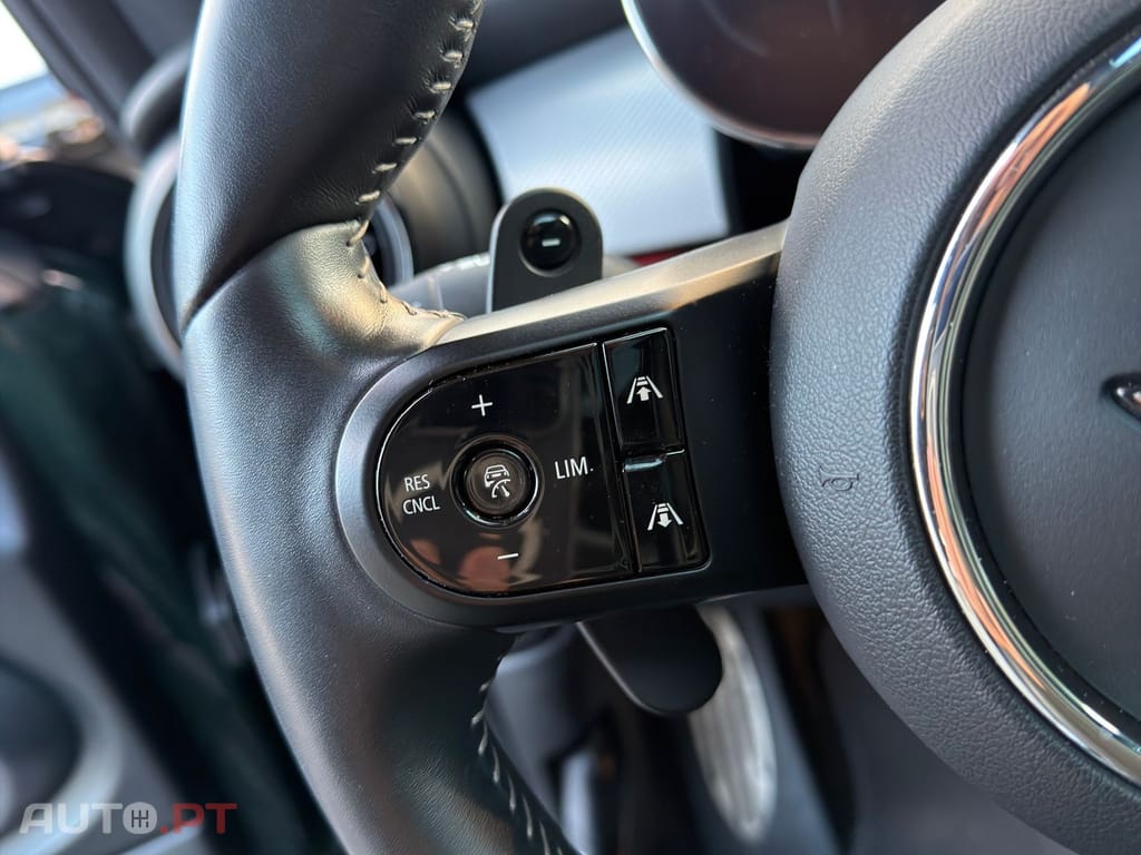 MINI John Cooper Works Premium JCW Plus Auto