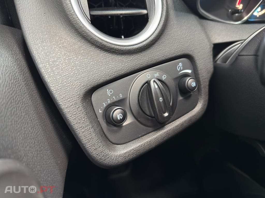 Ford Fiesta 1.0 T EcoBoost Titanium PowerShift