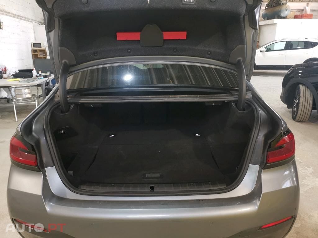 BMW 545 e xDrive Pack M