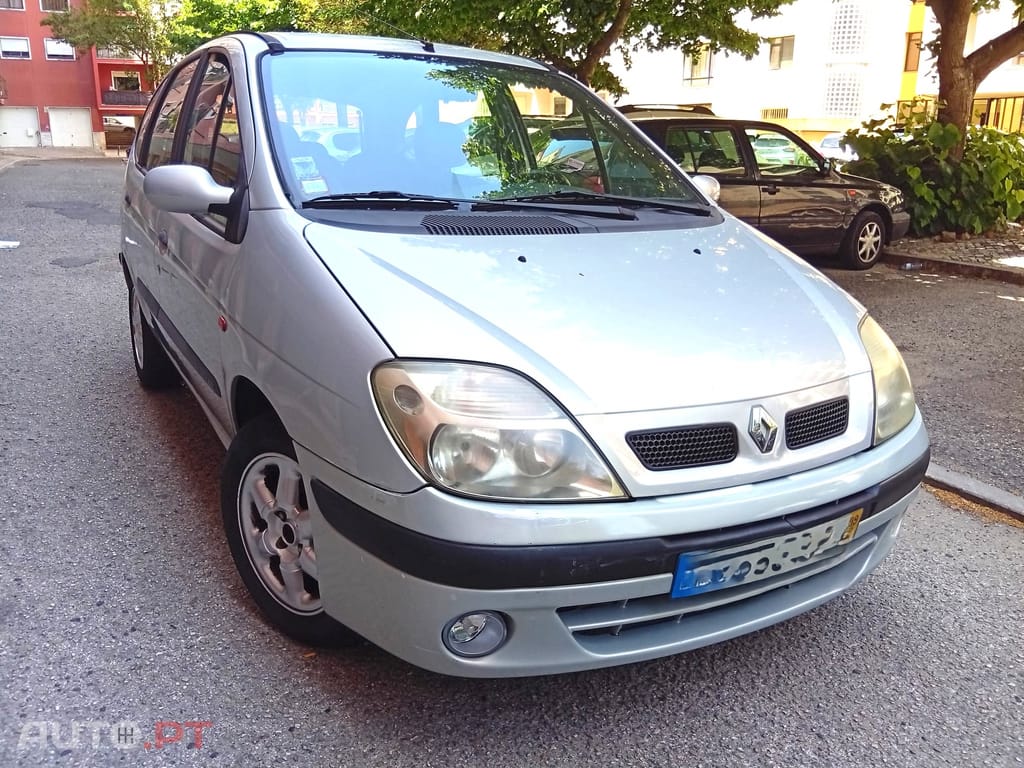 Renault Scénic 1.4 16V RT