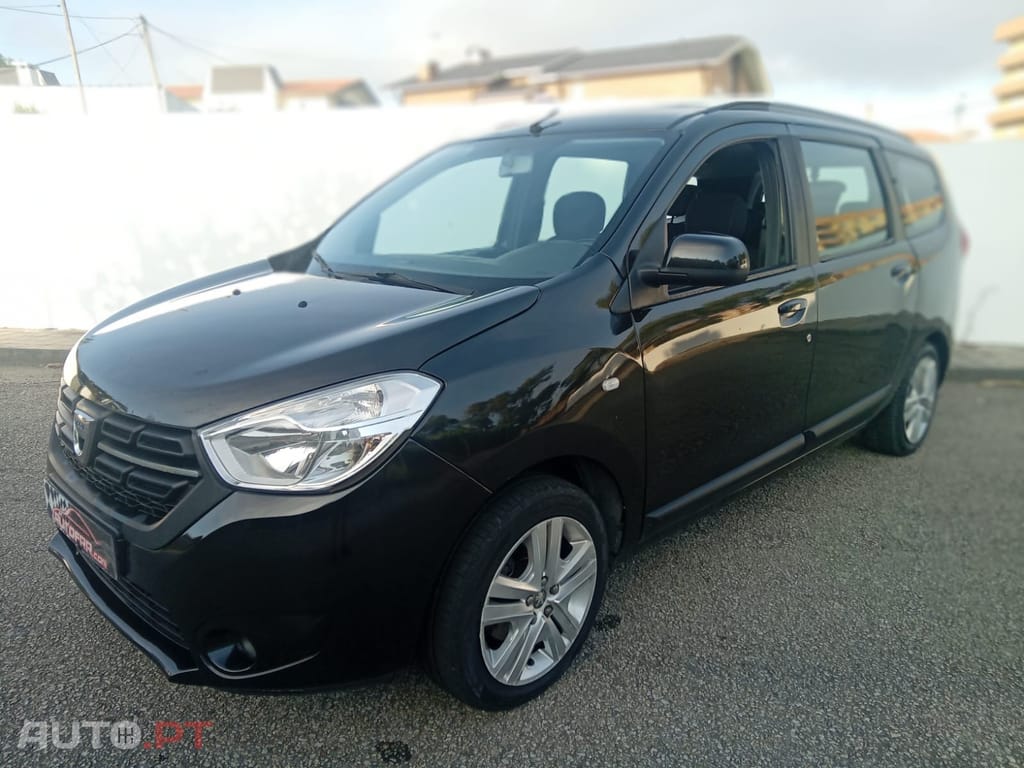 Dacia Lodgy 1.5 Blue dCi SL Go 7L