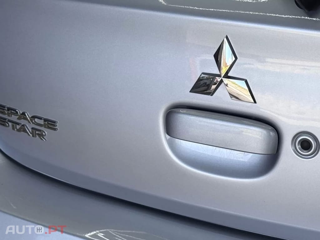 Mitsubishi Space Star 1.2 Intense Connect Edition