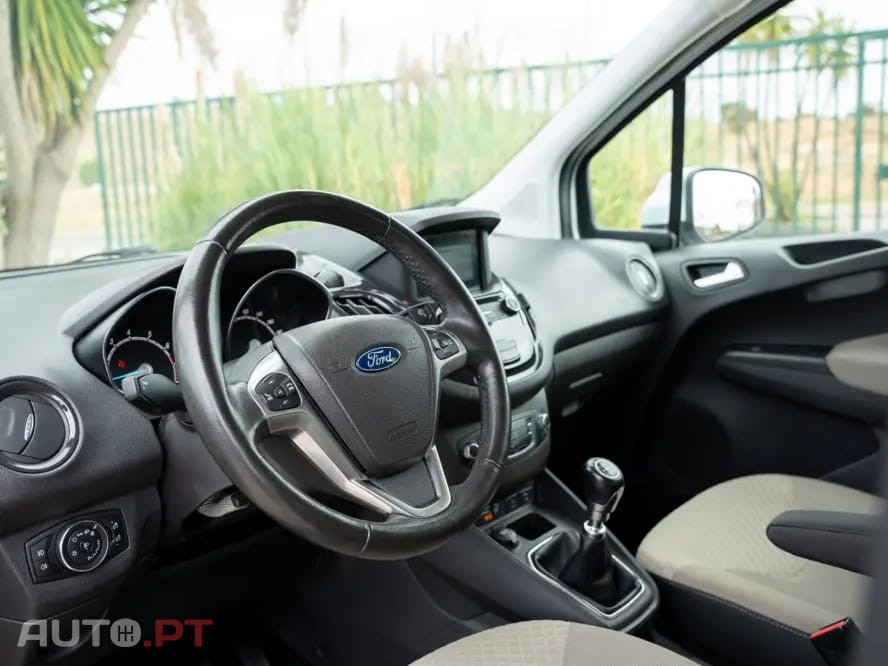 Ford Tourneo 1.0 EcoBoost Ambiente