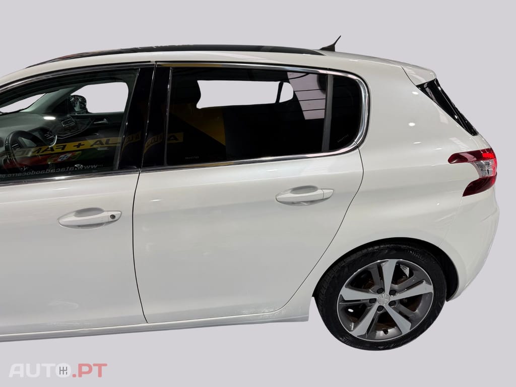 Peugeot 308 1.2  Feline