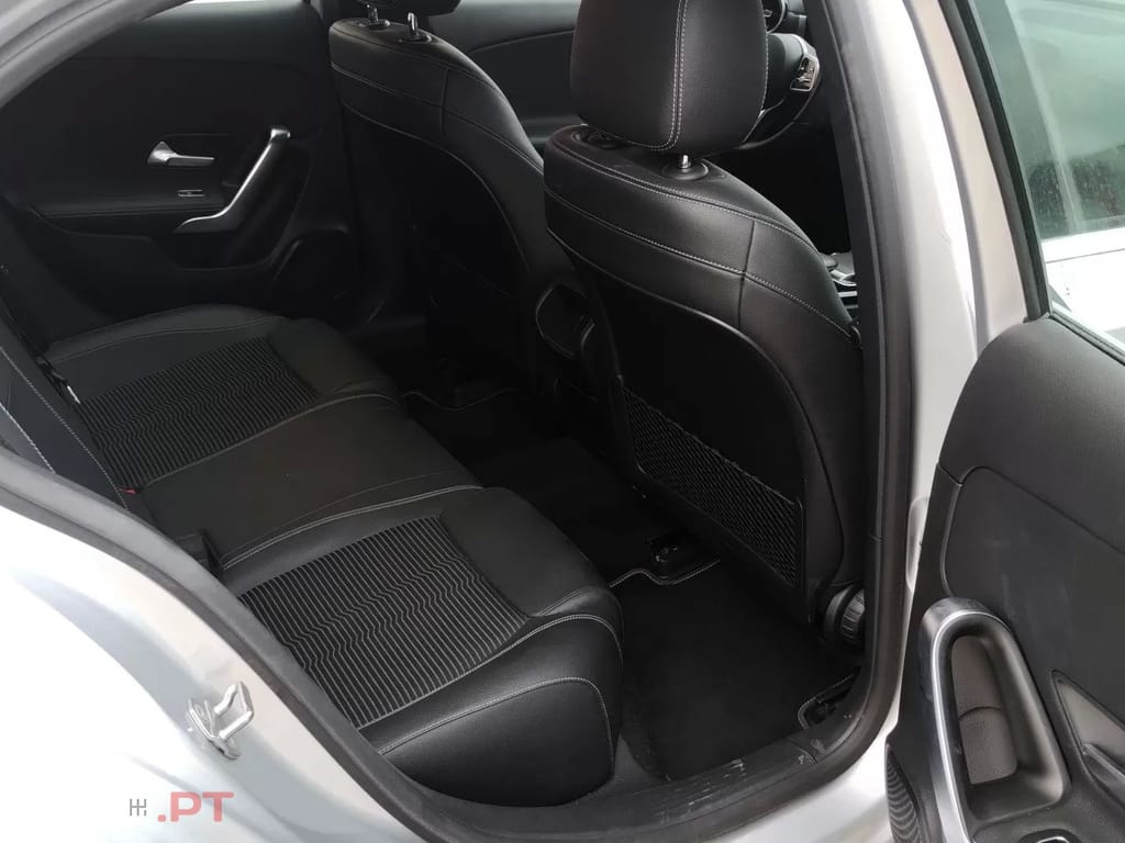 Mercedes-Benz A 180 d Progressive Aut. — fotografia 18