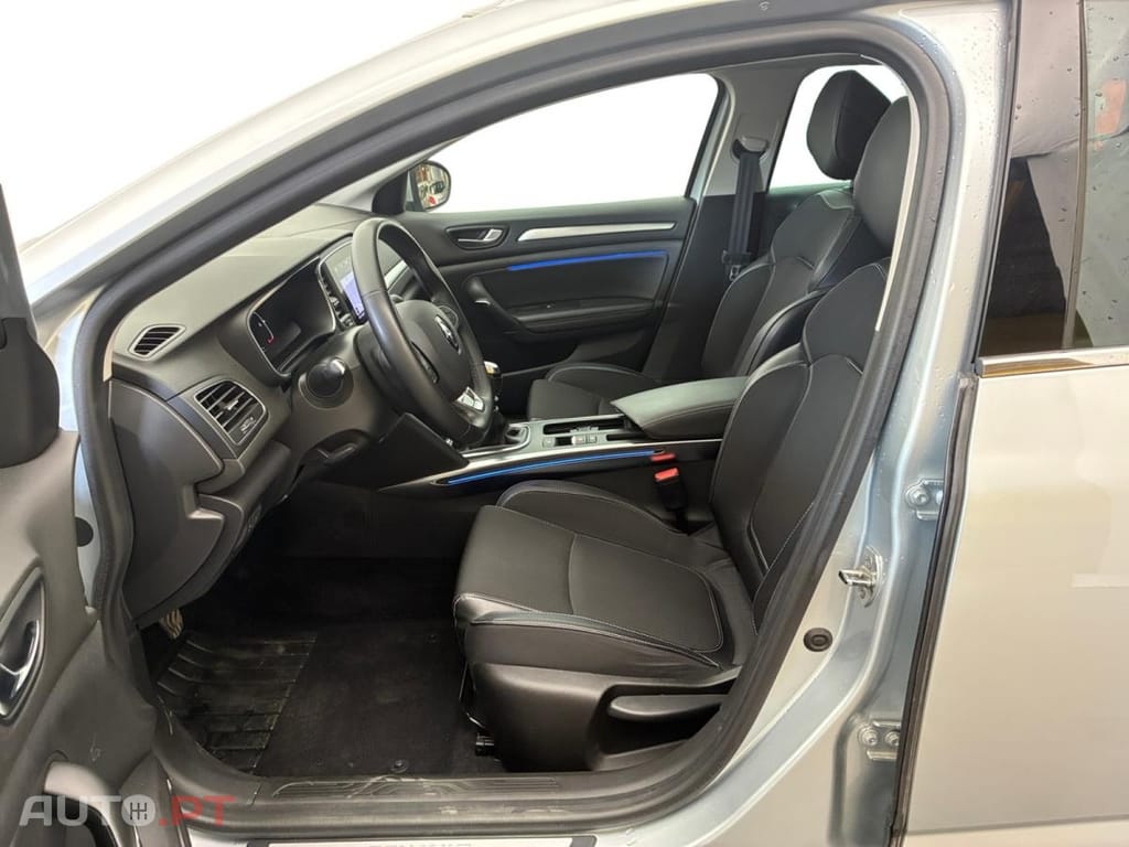 Renault Mégane Sport Tourer 1.5 Blue dCi Intens