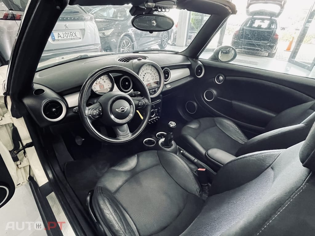 MINI Cabrio Cooper D
