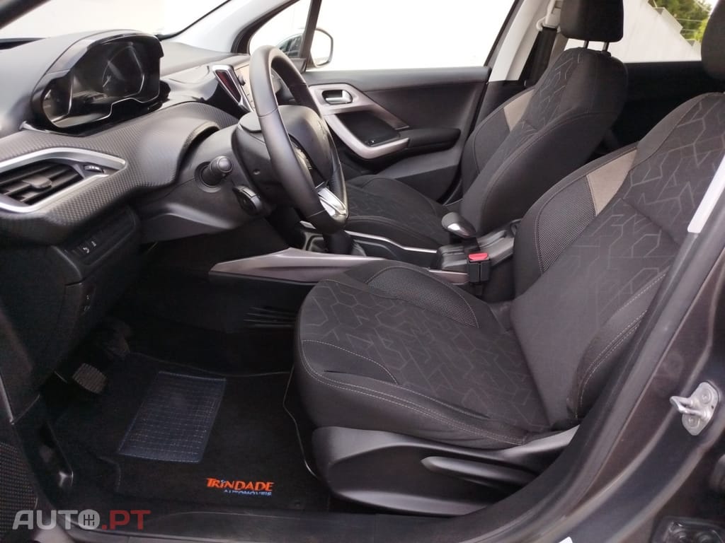 Peugeot 2008 1.6 BlueHDi Style