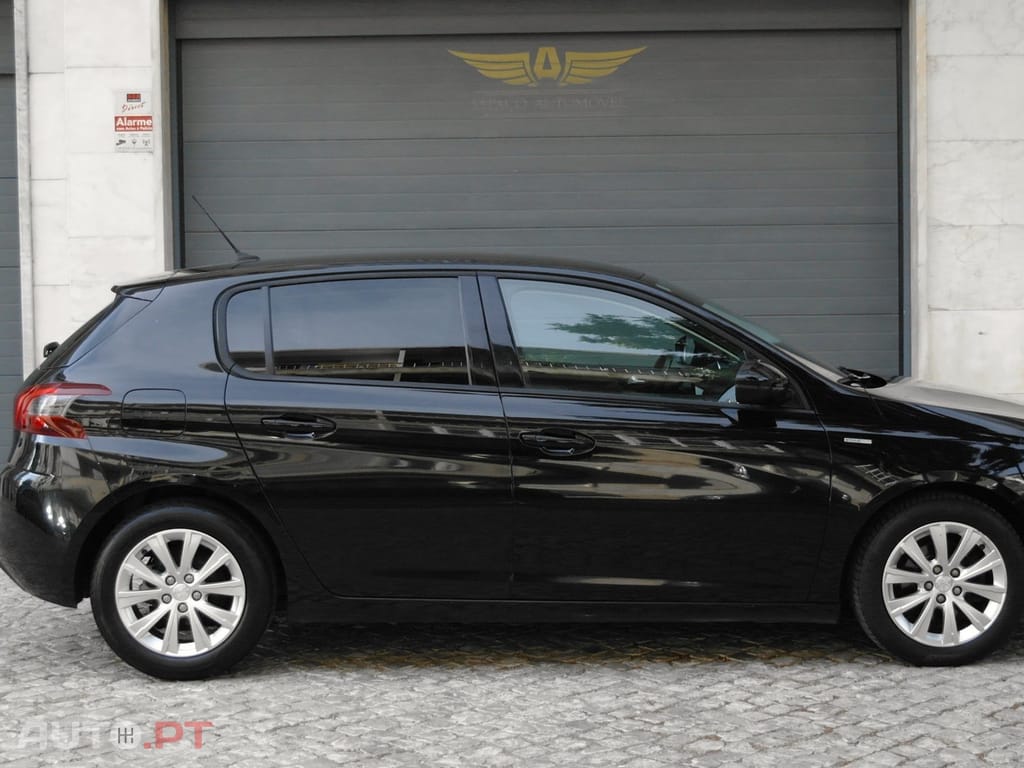 Peugeot 308 1.2 PureTech Style