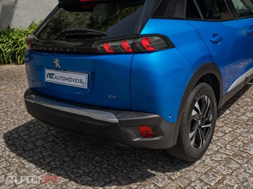 Peugeot E-2008 50 kWh GT