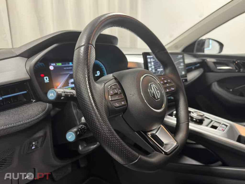 MG MG5 61 kWh Luxury