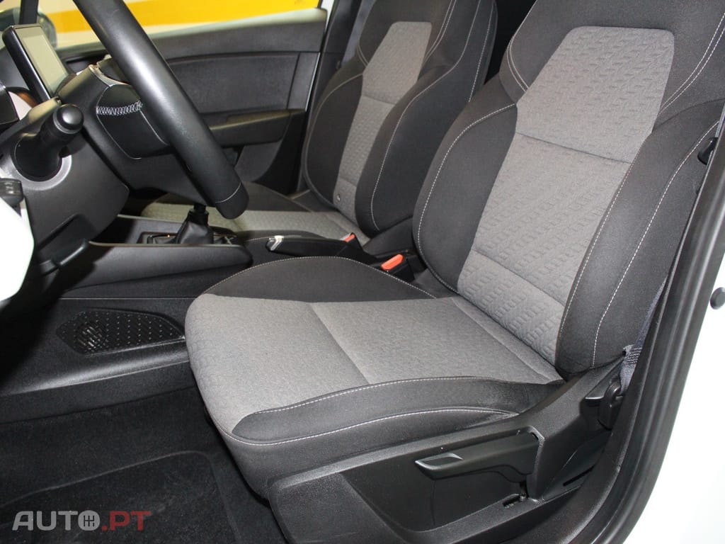 Renault Clio 1.0 TCe Limited Bi-Fuel