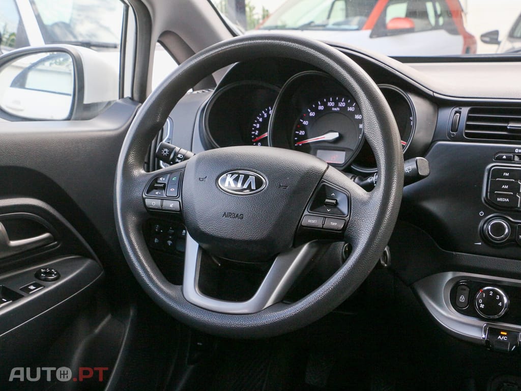 Kia Rio 1.2 CVVT LX