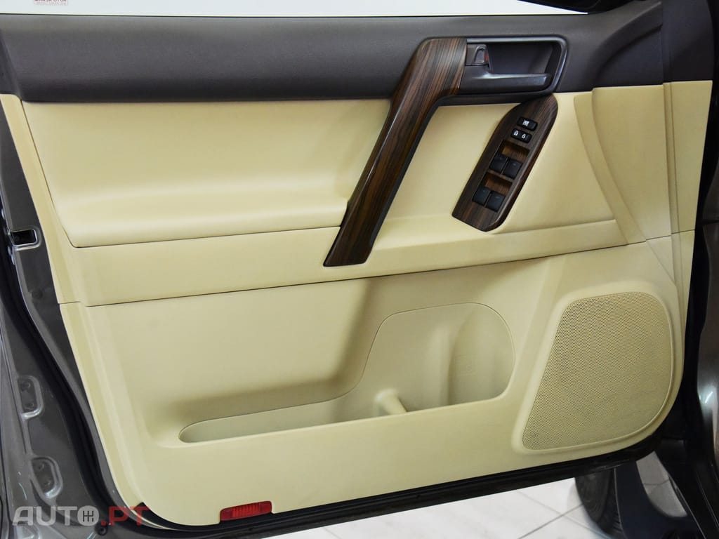 Toyota Land Cruiser 2.8 D-4D CA