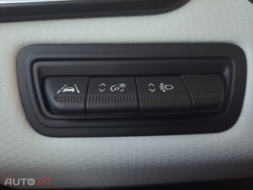 Renault Clio 1.0 TCe Intens Bi-Fuel