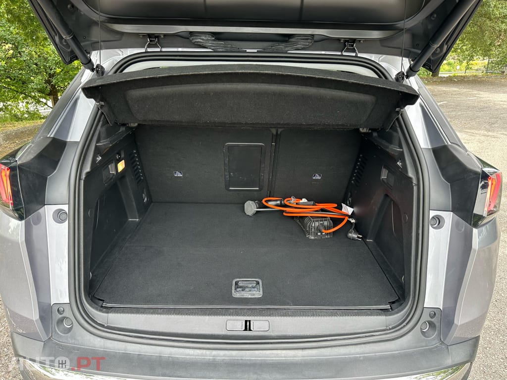 Peugeot 3008 1.6 Hybrid4 GT Pack e-EAT8