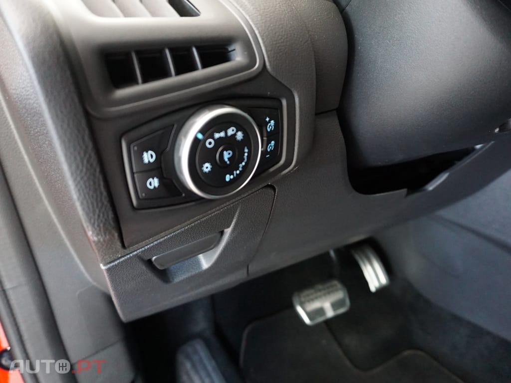 Ford Focus 1.5 EcoBoost S&S Aut. ST-LINE X