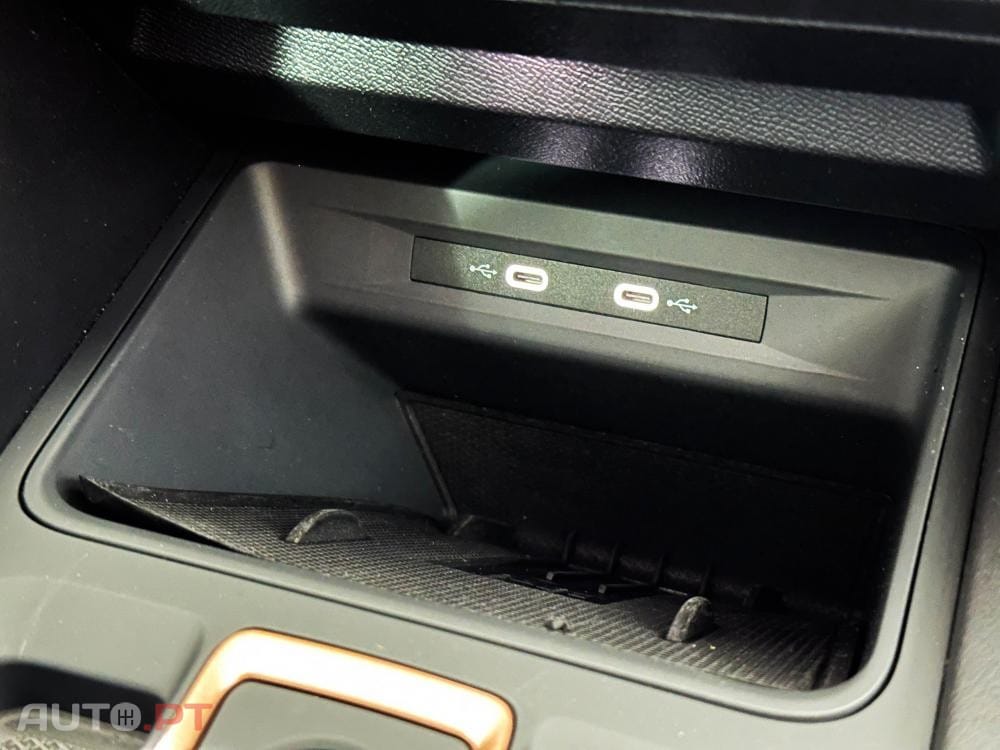 Cupra Formentor 1.5 e-Hybrid DSG VZ Black Edition