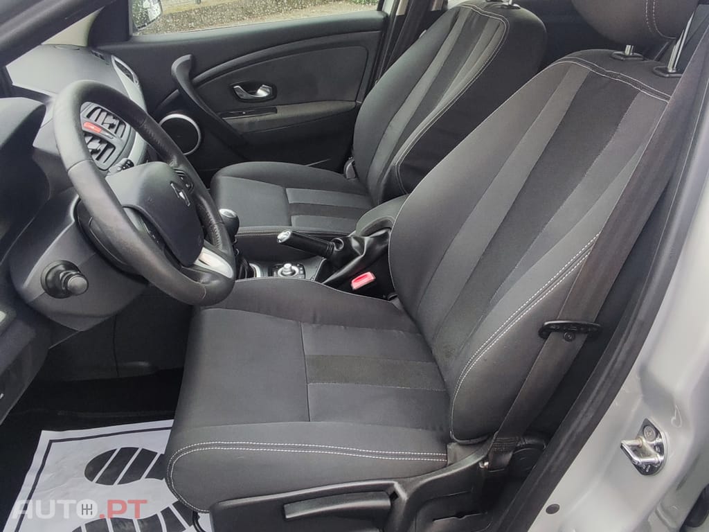 Renault Mégane Sport Tourer 1.5Dci Dynamo que S/S 110cv Nacional