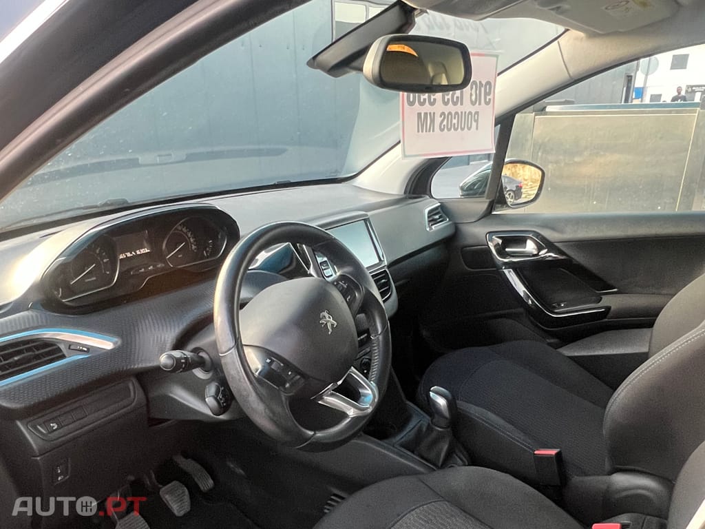 Peugeot 208 1.2 Puretech Style