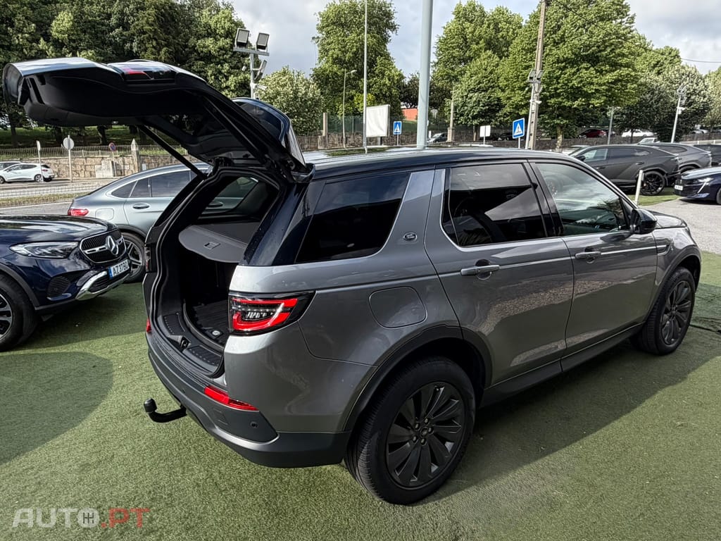 Land Rover Discovery Sport P300e Dynamic SE
