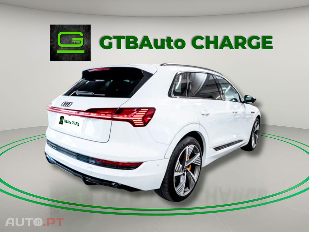 Audi E-Tron I.V.A DEDUTIVEL 55 S LINE BLACK 
