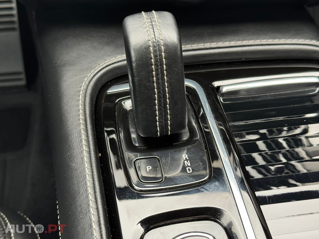 Volvo V90 2.0 T8 PHEV R-Design AWD