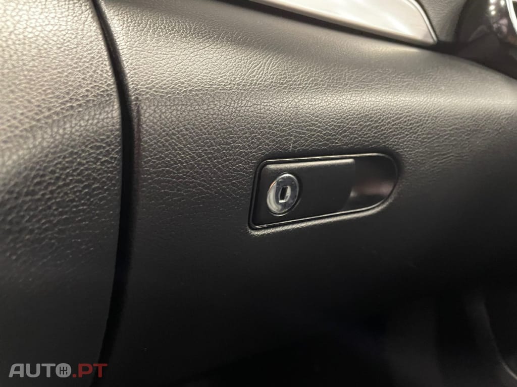 Mercedes-Benz C 300 e Avantgarde