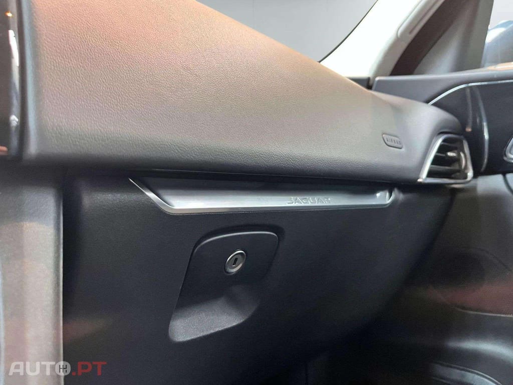 Jaguar F-Pace 2.0d Prestige - AWD