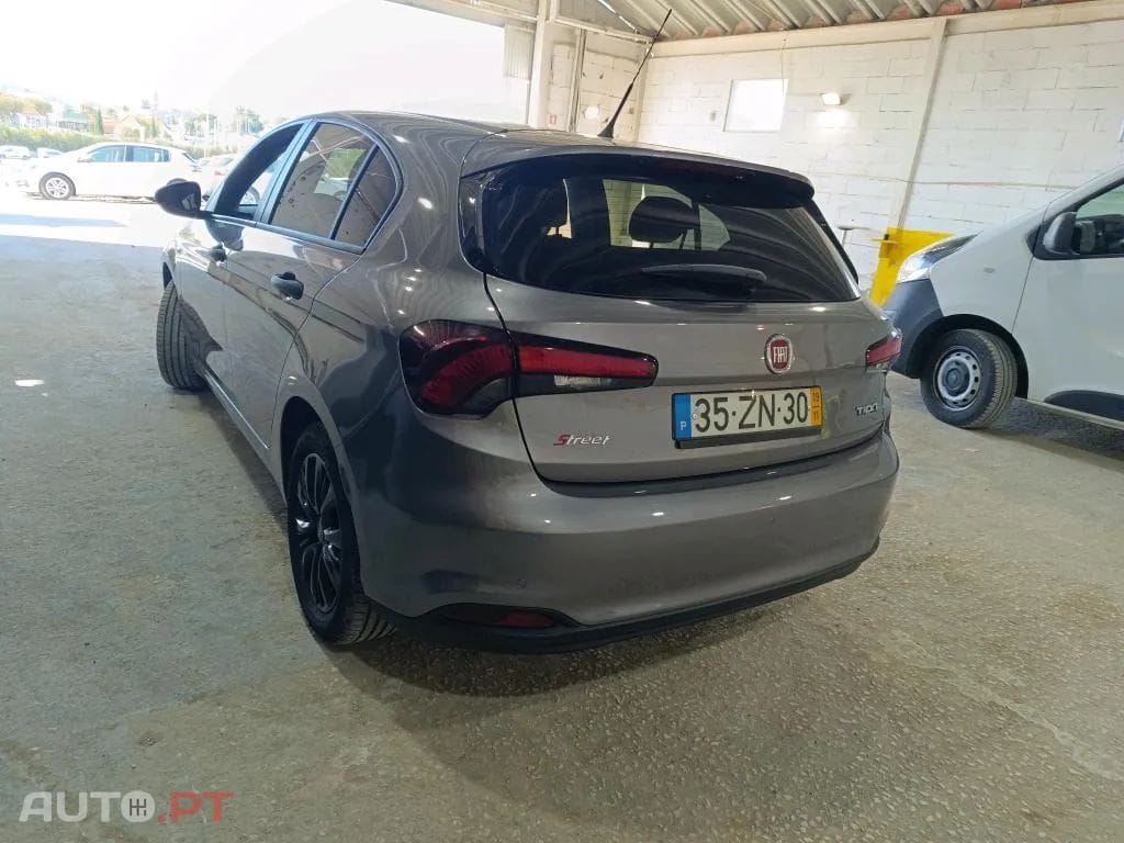 Fiat Tipo 1.3 M-Jet Pop
