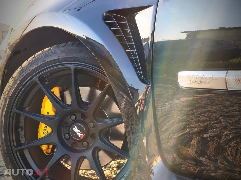 Renault Clio Dynamique S Look RS