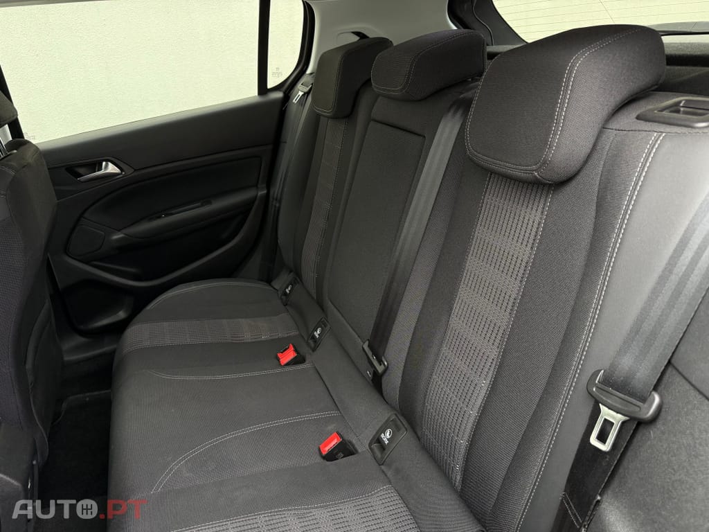 Peugeot 308 1.2 PureTech Allure Pack