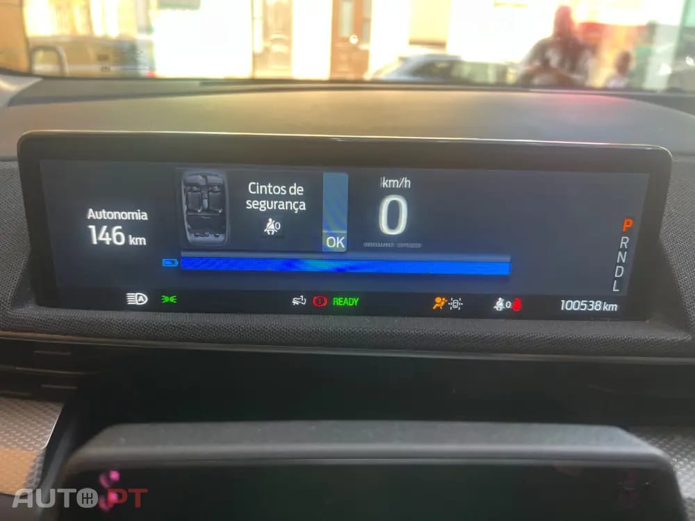 Ford Mustang Mach-E AWD PREMIUM