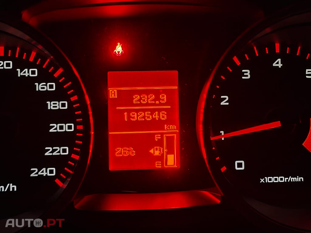 Mitsubishi Lancer Inivite