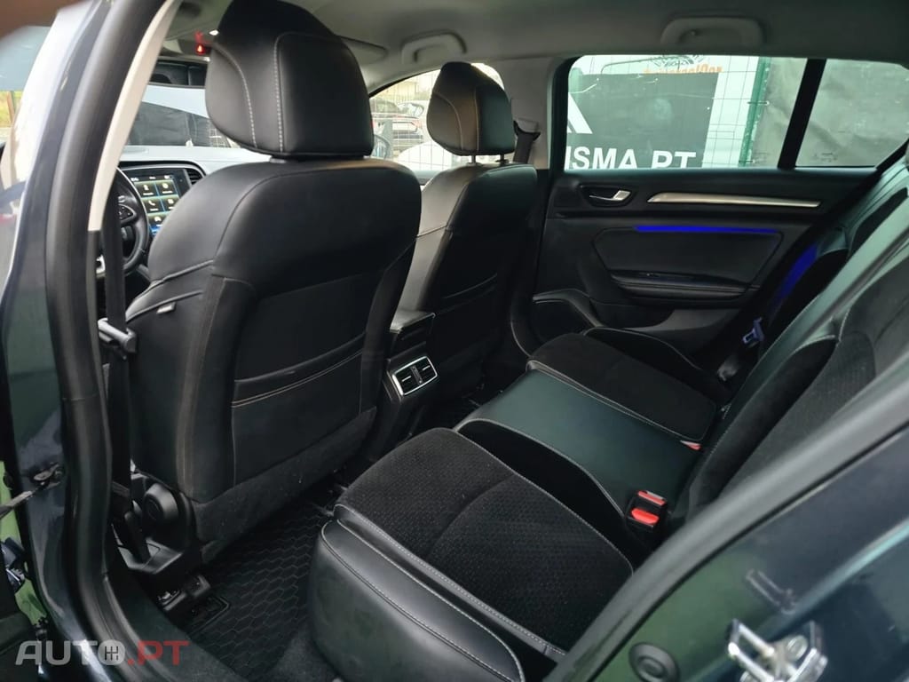 Renault Mégane 1.5 dCi Bose Edition EDC J18